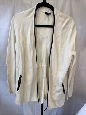 Talbots Medium Open Front Cardigan cream with black long sleeve classic tailor